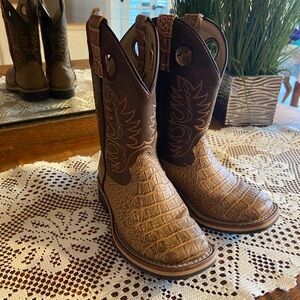 CODY JAMES LITTLE BOYS' GATOR PRINT WESTERN BOOTS - BROAD SQUARE TOE